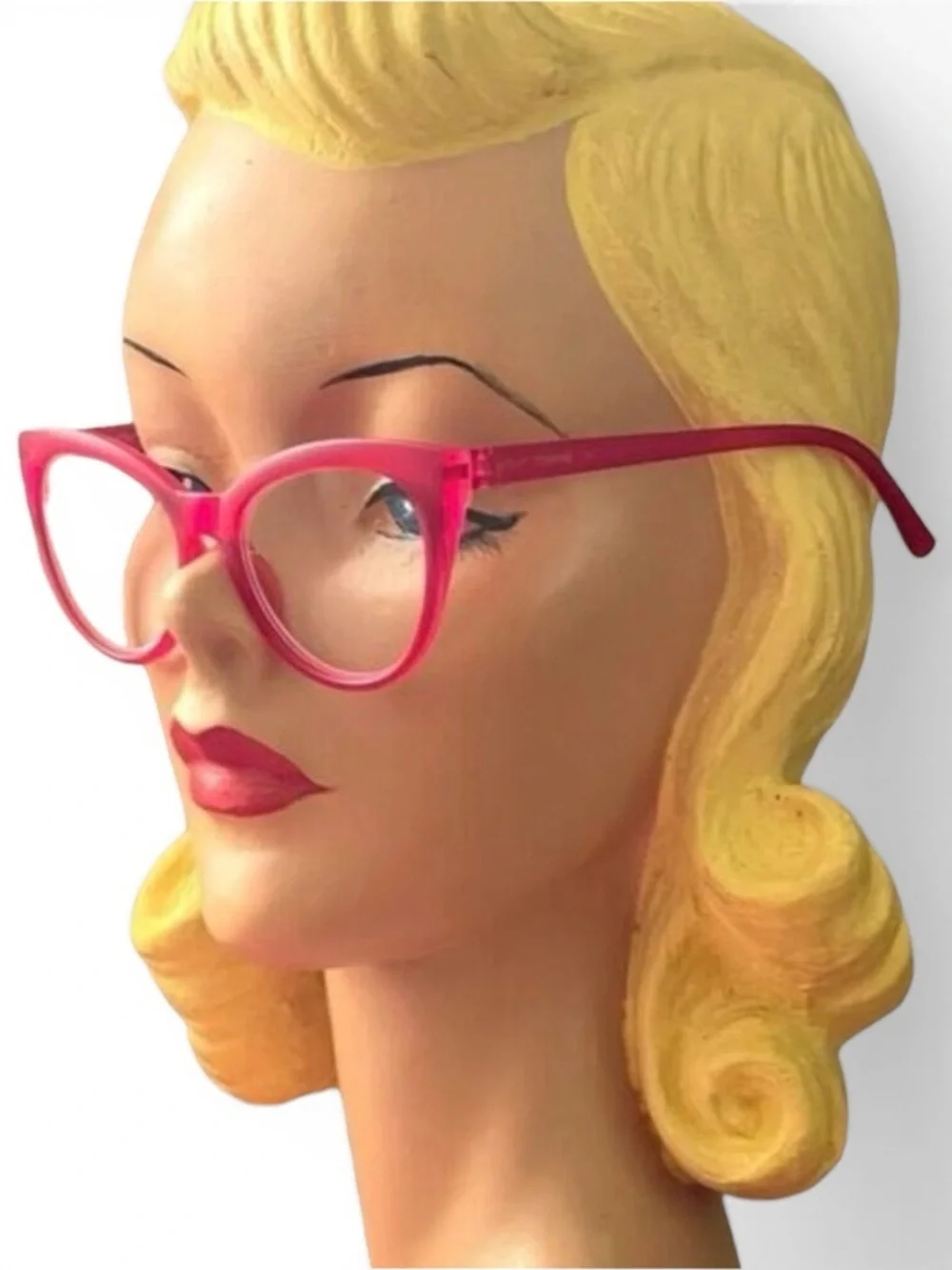 Betsey Johnson +2.00 Cat Eye Reading Glasses Readers Hot Pink Cat Eye